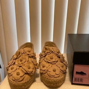 Chanel espadrilles camellia